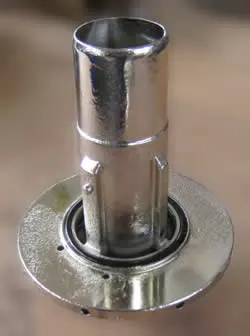 Disc centrifuge paring disc pump
